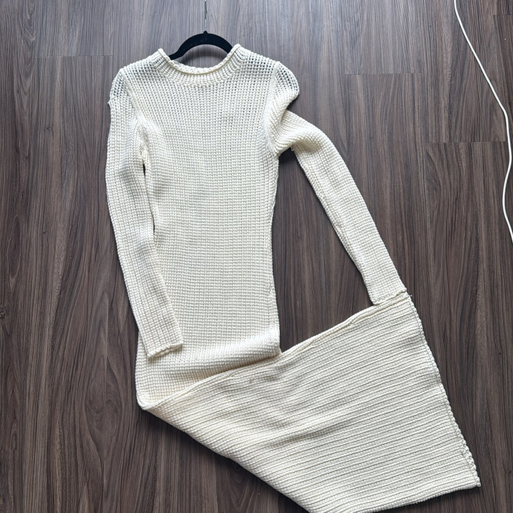 Elegant Cream Knit Dress